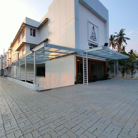 Lumbini Supreme Hotel Thrissur Ngoại thất bức ảnh