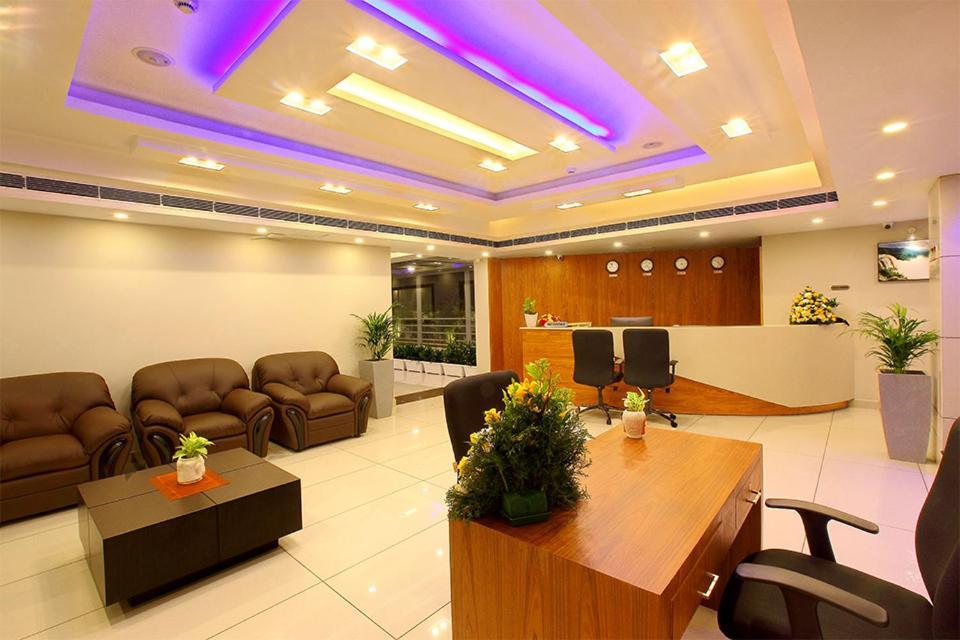 Lumbini Supreme Hotel Thrissur Ngoại thất bức ảnh