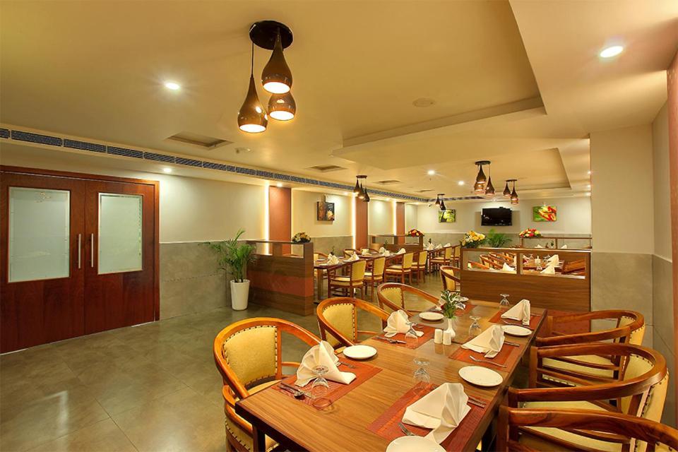 Lumbini Supreme Hotel Thrissur Ngoại thất bức ảnh